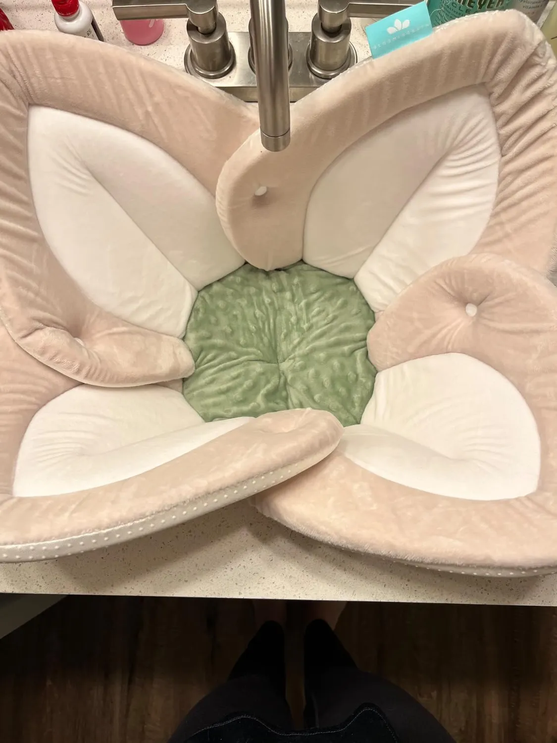 Blooming Bath Lotus badesæde pink-hvid-grå blød vask