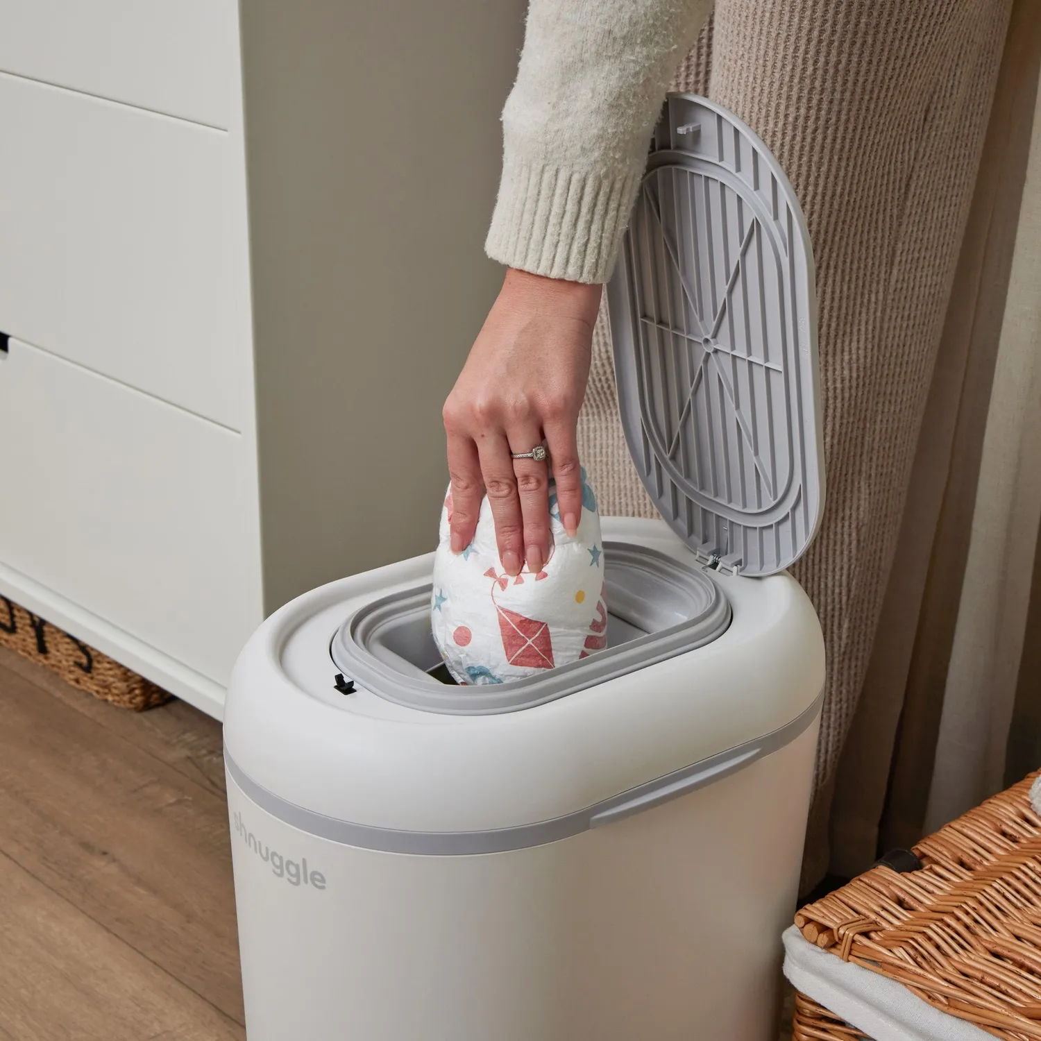 Shnuggle Eco-Touch puslespand og puslemåtte kassettefri sæt