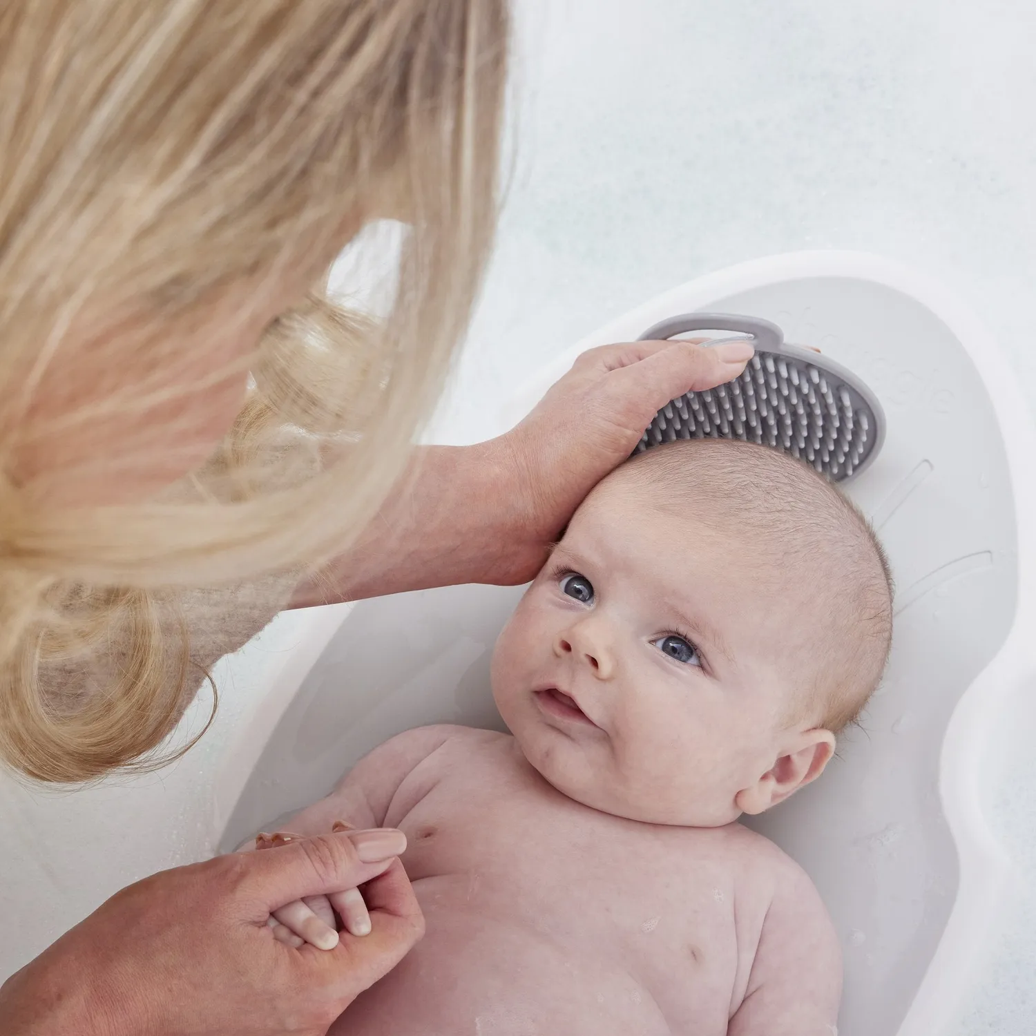 Shnuggle Newborn badekar sæt hvid børste