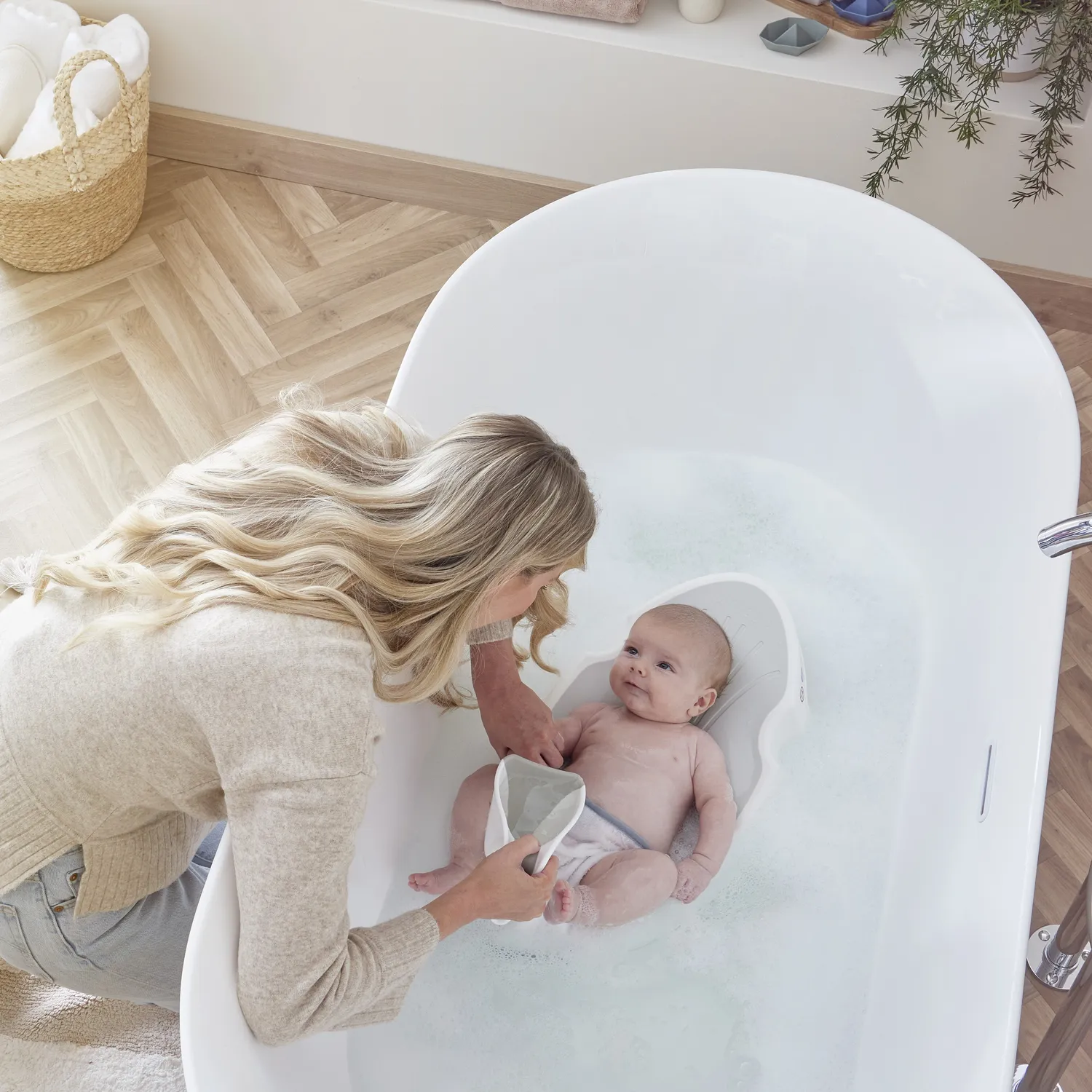 Shnuggle Newborn Bath Support badestøtte hvid blød
