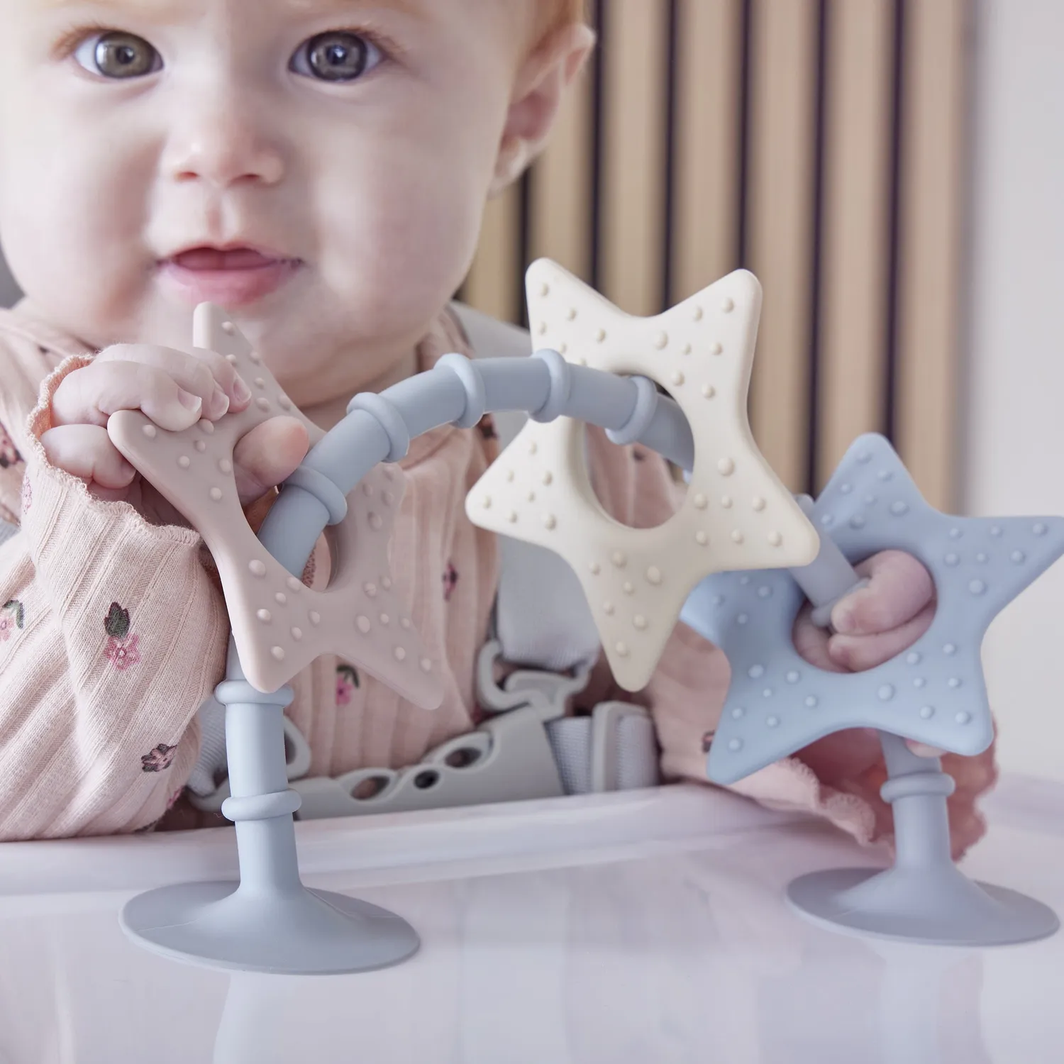 Shnuggle Stick n Play sanselegetøj stjerne silikone