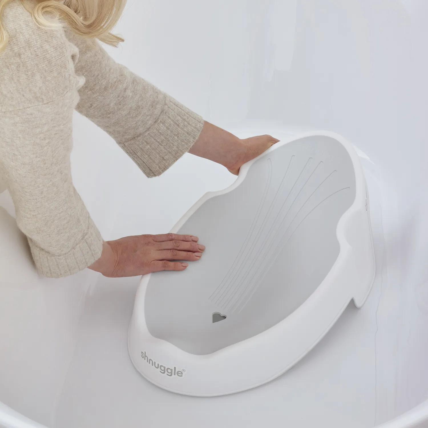 Shnuggle Newborn Bath Support badestøtte hvid blød